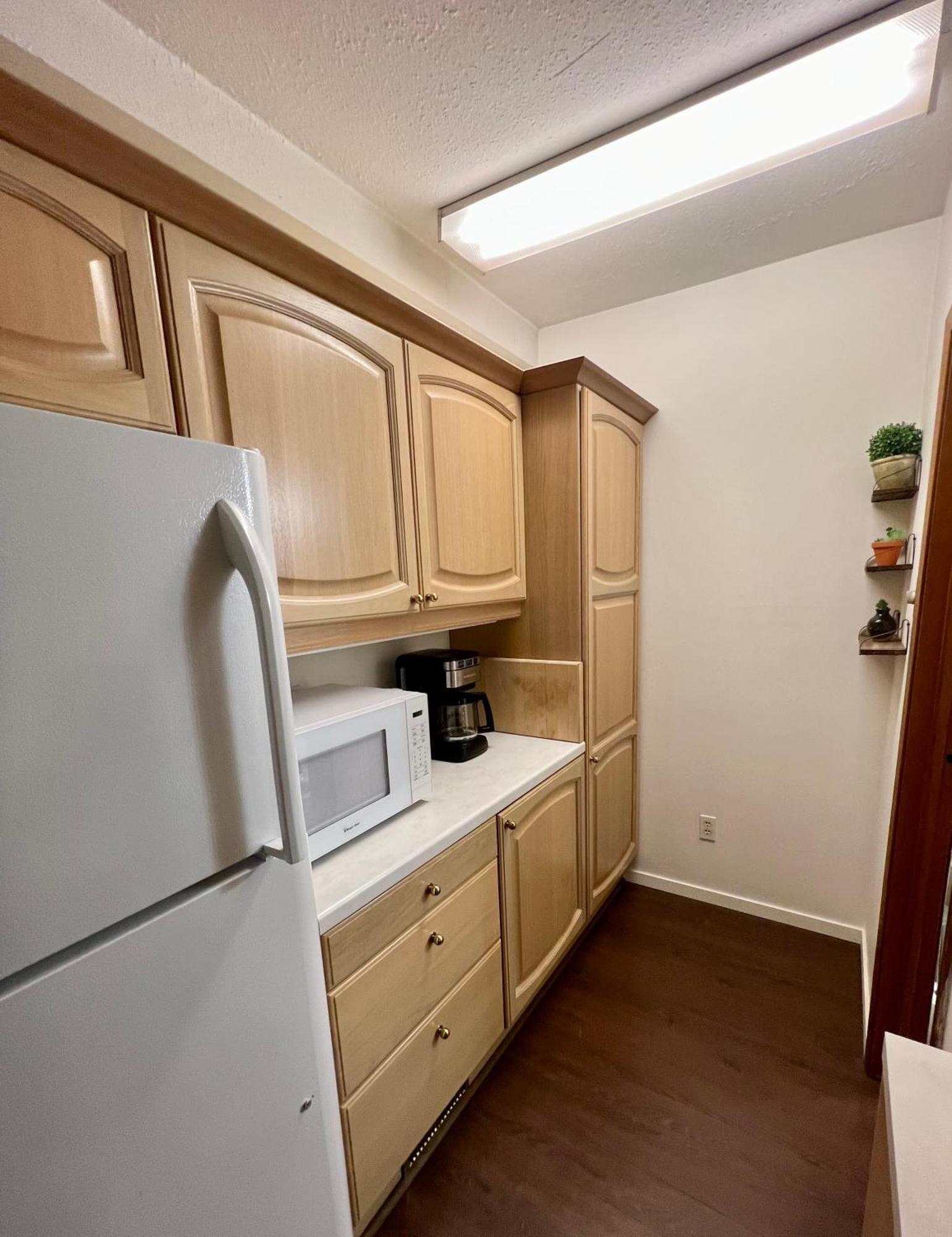 וונקובר Charming Heritage Home With Mountain And City Views מראה חיצוני תמונה